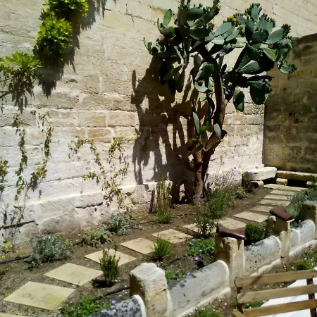 Il Giardino Di Benedetta 4* Лечче