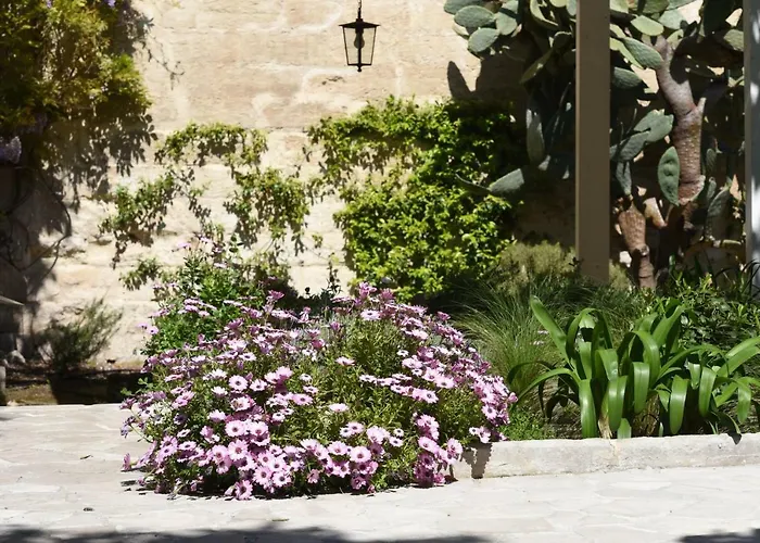 Il Giardino Di Benedetta Couette-café Lecce